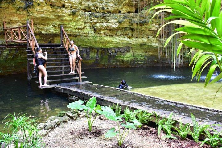 トゥルム発・チチェンイッツァ、セノーテ・チチカン＆バラディオール日帰り旅行