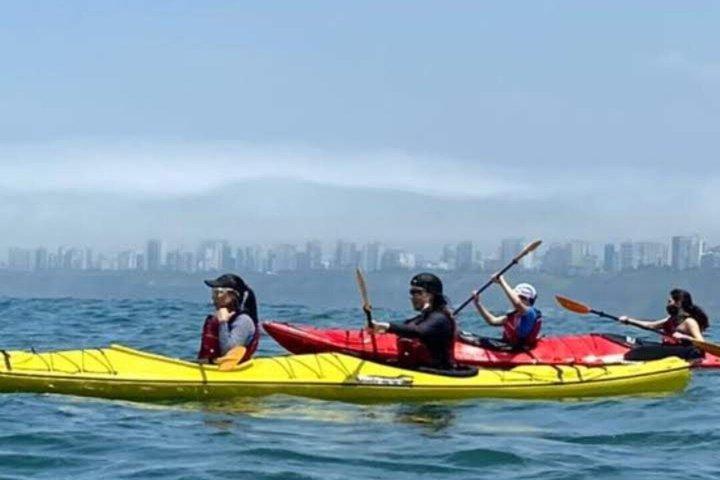 Sea Kayaking Tour in Lima Costa Verde