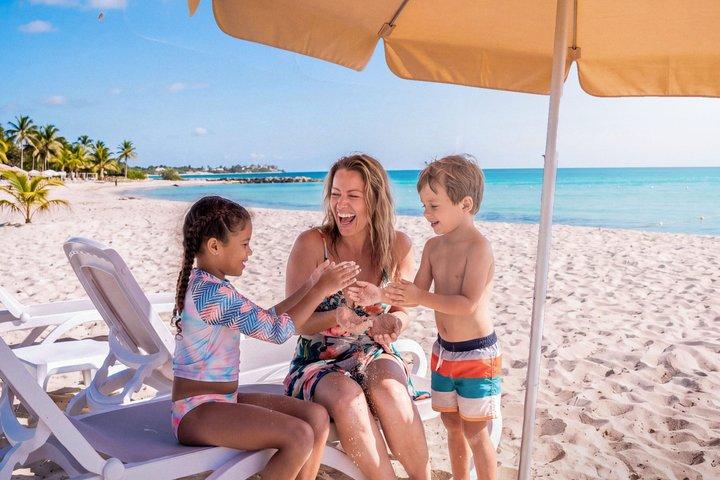 Cozumel : ウォーターパーク＆クザビーチ、ビュッフェ＆オープンバー付き