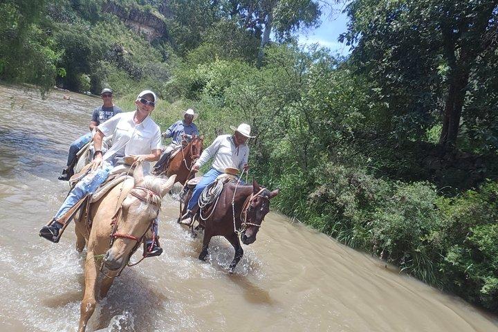 サンミゲルデアジェンデでの半日トレイルライディング