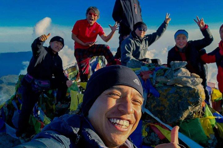 Darjeeling Singalila Sandakphu Circuit Trek