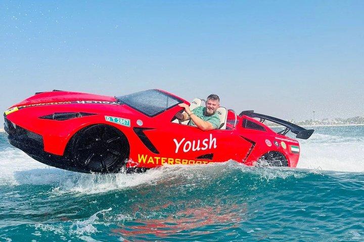 ジェットカー体験でブルジュ・アル・アラブの景色を楽しみながら波に乗ろう
