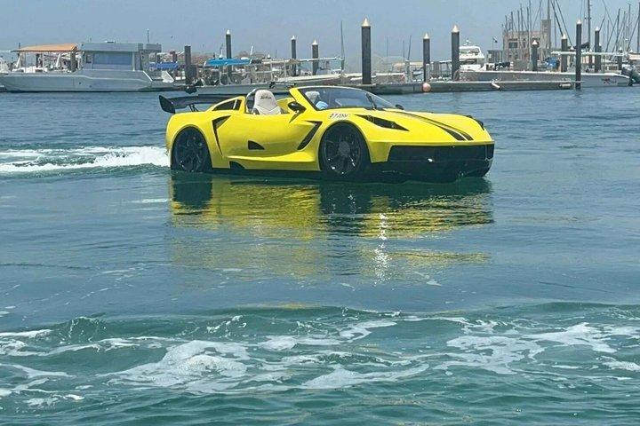 ジェットカー体験でブルジュ・アル・アラブの景色を楽しみながら波に乗ろう