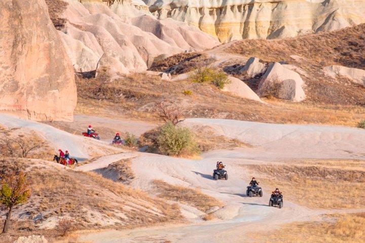 カッパドキア ATV サファリ：1時間または2時間、日の出または日没