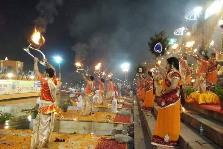 Guided Tours of Varanasi Ganges River Aarti Ceremony and Sarnath