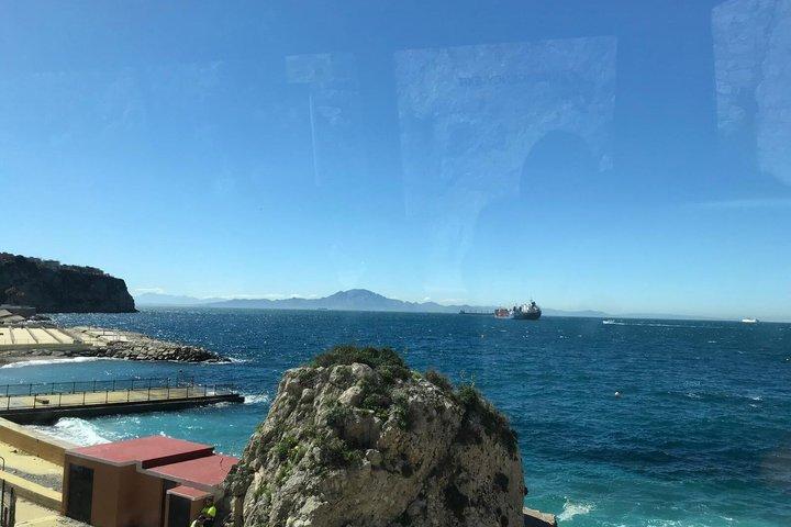 コスタ・デル・ソル発、ジブラルタルへの日帰り旅行（岩石ツアー付き）