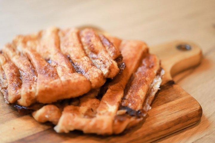 トロントの味 5つのカナダのフードアイコンとアイスワインウォーキングツアー