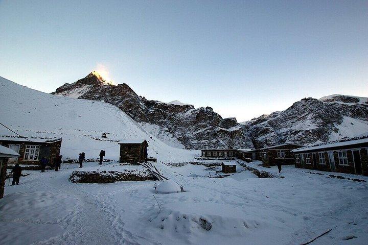 9-Day Annapurna Circuit: Thorong La Pass and Muktinath Trek