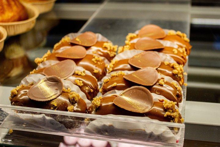 トロントの味 5つのカナダのフードアイコンとアイスワインウォーキングツアー