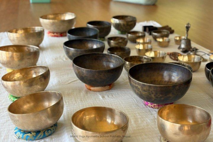 バンコクでのシンギングボウル音響ヒーリングセラピーセッション
