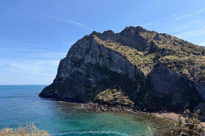 済州ウド島、城山とみかん狩りツアー