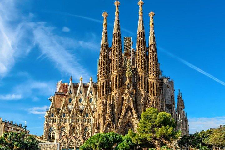 バルセロナ クルーズターミナルから市内中心部へのプライベート送迎
