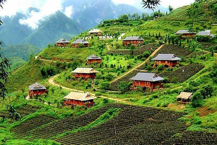 Sapa half Day Trekking Ta Phin Village and Red Dao Herbal Bath