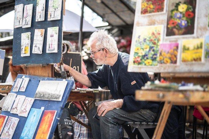 パリ モンマルトル プライベートウォーキングツアーとサクレ・クール寺院