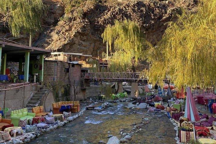 マラケシュからウーリカ渓谷への日帰り旅行ウーリカ渓谷への日帰り旅行