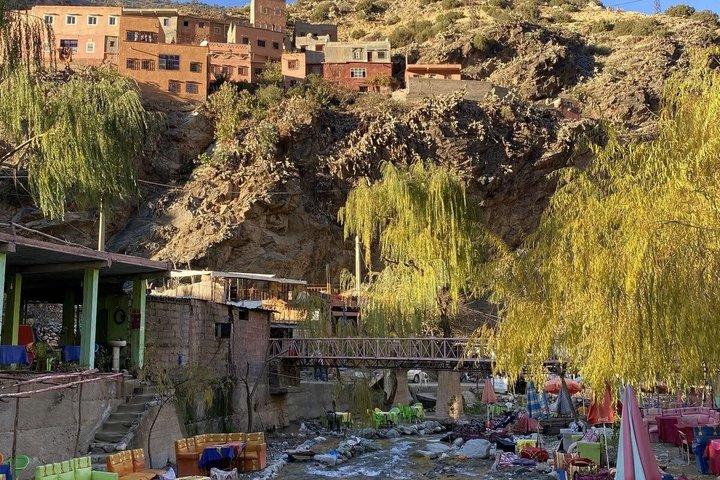 マラケシュからウーリカ渓谷への日帰り旅行ウーリカ渓谷への日帰り旅行