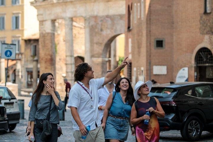 ローマのゴースト、秘密の物語、ダークな歴史ツアーと美味しい軽食