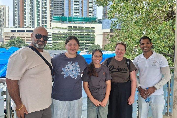 Tour privato di Mumbai con auto e Guida