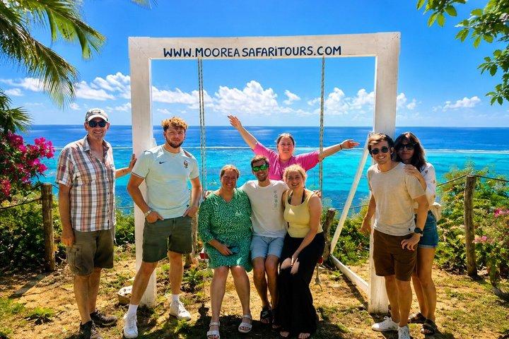 ALBERT TOURS: Excursion 4x4 safari with private SWING view point