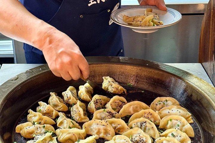 上海：ローカル朝食、市場、朝の公園ツアー