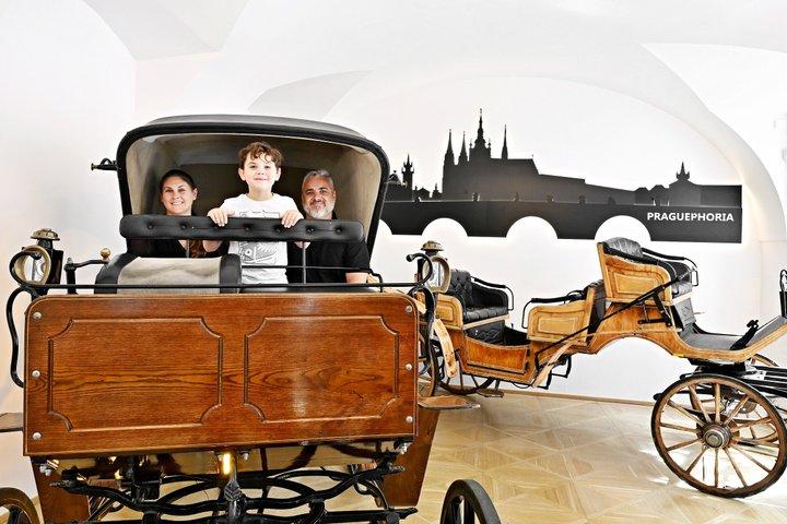 馬車からのバーチャルリアリティ体験でプラハを発見する
