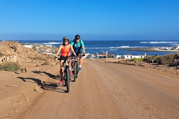 フエルテベントゥーラ Eバイクアドベンチャーとワイン＆タパステイスティング