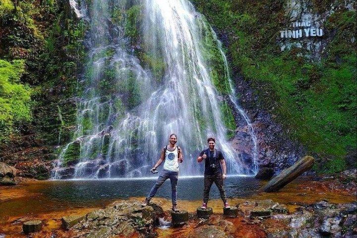 サパ ジープツアー：オ・クイホ峠、シルバー＆ラブの滝