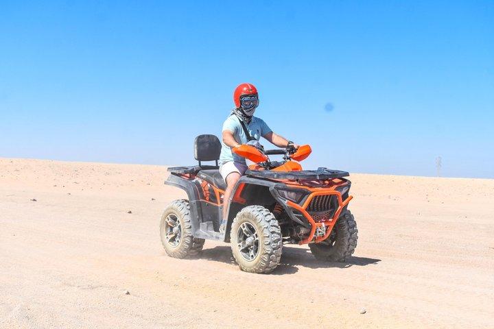 フルガダ砂漠サファリ：クワッド、バギー、4X4ジープ、BBQディナー＆ショー
