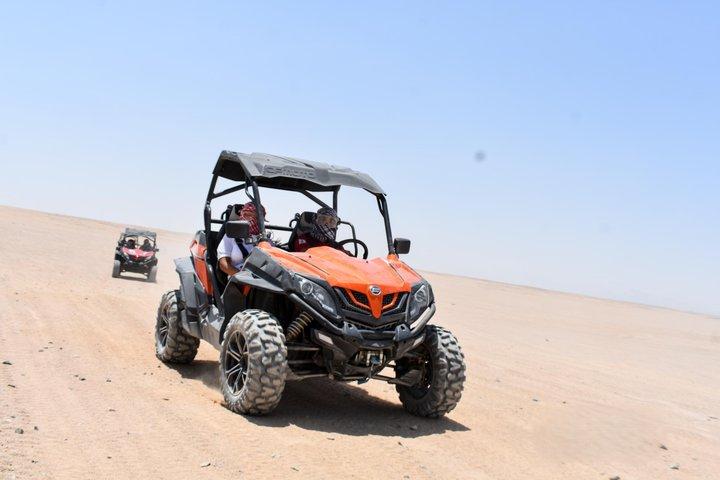 フルガダ砂漠サファリ：クワッド、バギー、4X4ジープ、BBQディナー＆ショー