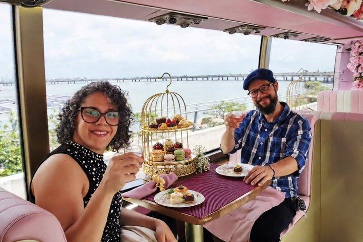 Unique City Tour with Rum and Chocolate Tasting