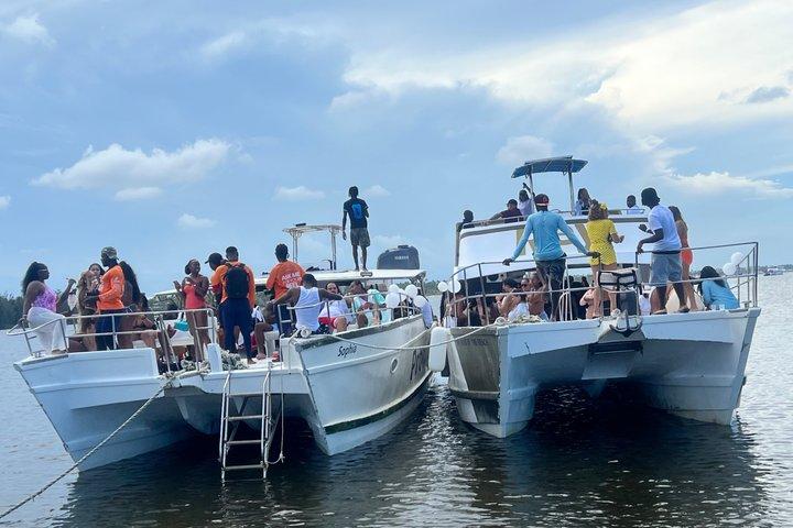 Hip Hop Punta Cana Party Boat – The Float Flow Party