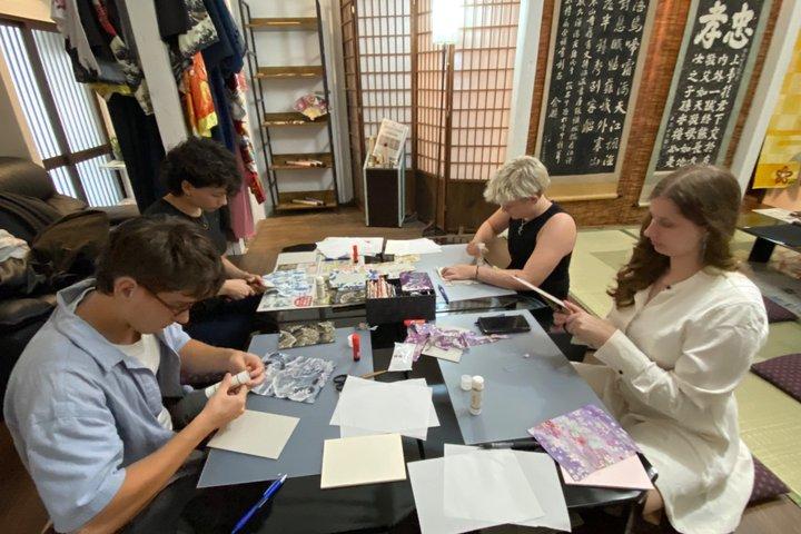 京都：自分だけの御朱印帳作り