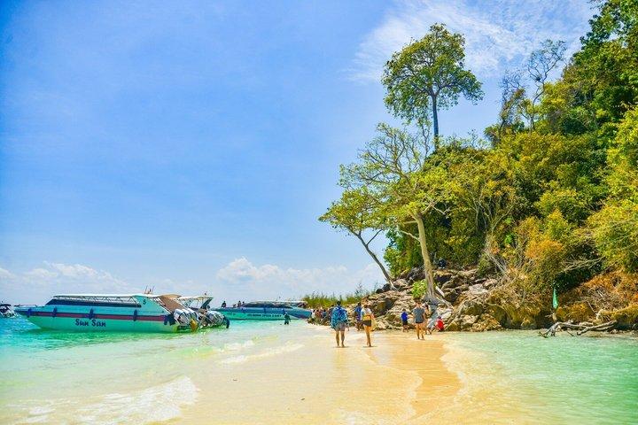 プーケットからカタマランで巡るPhi Phi、ジェームズ・ボンド、バンブー諸島
