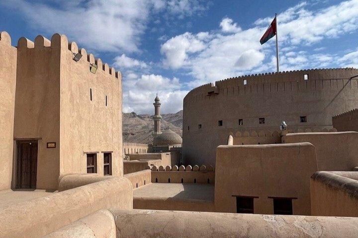 Ultimate 3-Day, 2-Night Oman Adventure Tour