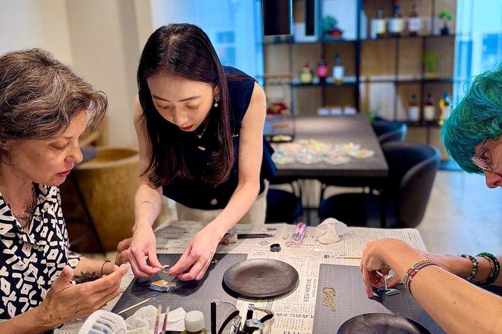 東京金継ぎジュエリーワークショップ:渋谷で身に着けられるアートを作る