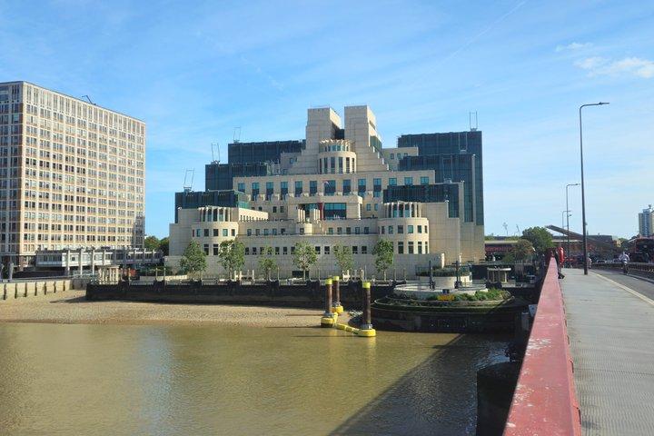 ロンドン：スパイとスパイプライベートウォーキングツアー