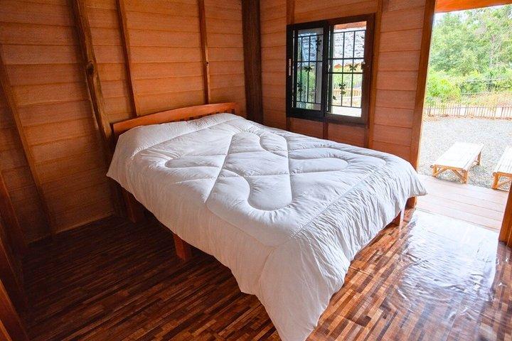 チェンマイ 2日間エレファントカレン村とオールドモンクトレイル