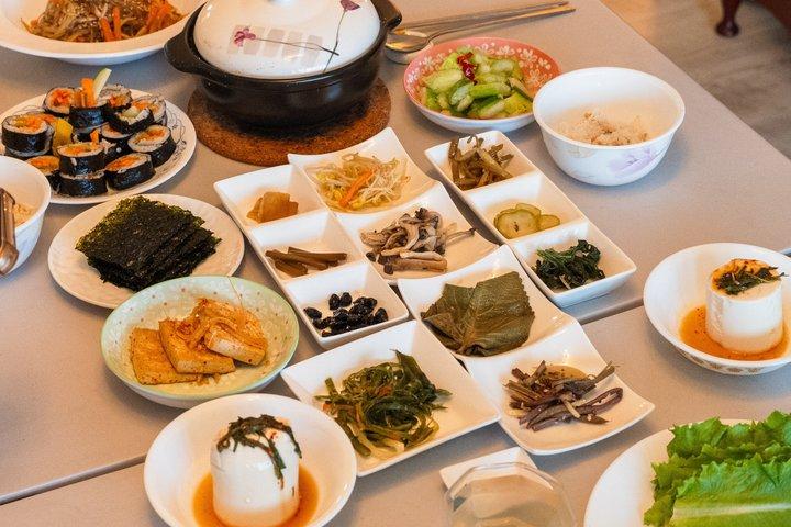 Vegan Korean Cooking Class & Mart Tour (Gluten-Free Options)