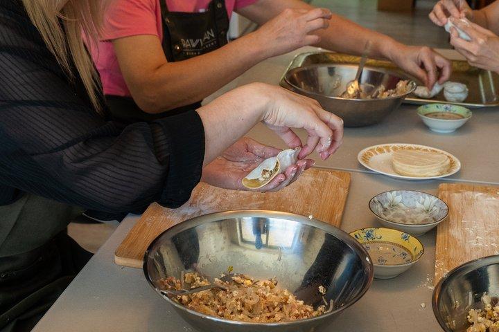 Korean Dumpling Cooking Class in Seoul with Vegan Option