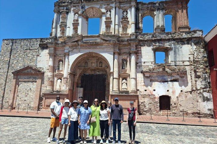 Antigua 1542: A cultural walking tour