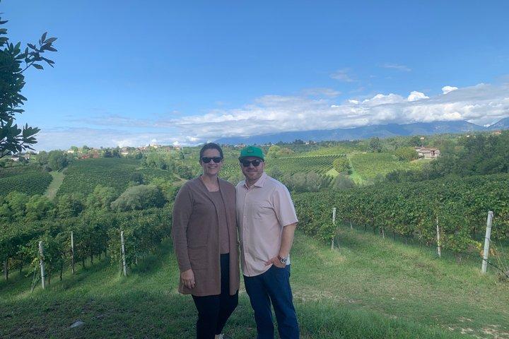 Visite privée tout compris des collines Prosecco - 2 vignobles et déjeuner.