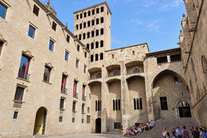 Gothic Quarter & 360 Views - Max 6 Guests