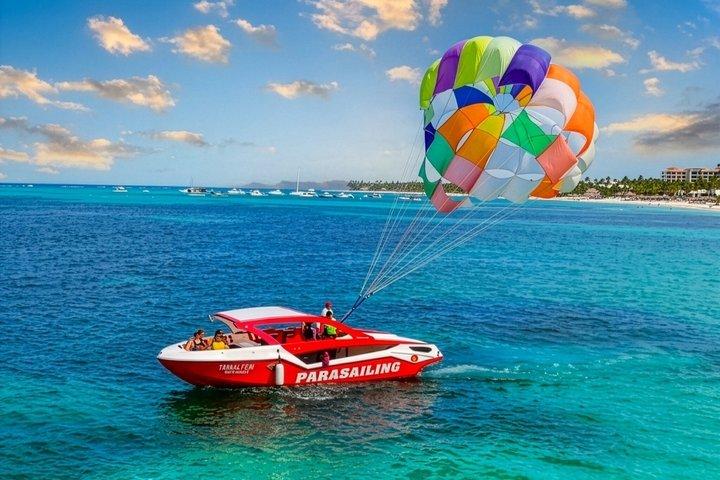 Punta Cana Parasailing Romantic Flight – Love Experience