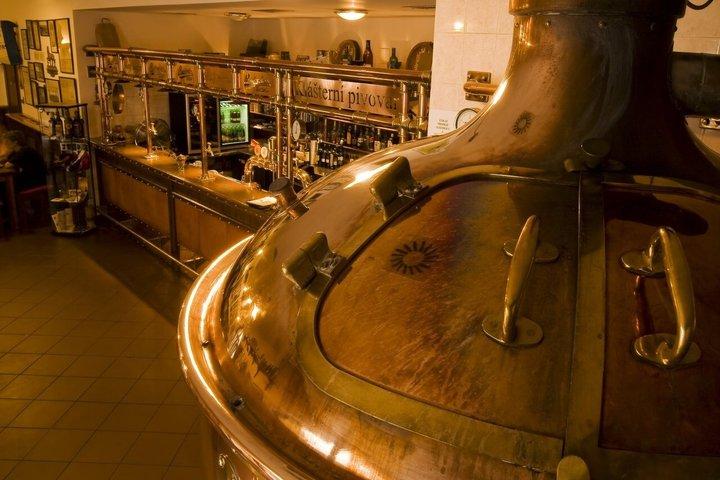 Strahov Monastery and Brewery Experience with Pickup