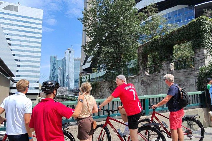 地元ガイド付き自転車で巡るトロントのベスト・ネイバーフッド
