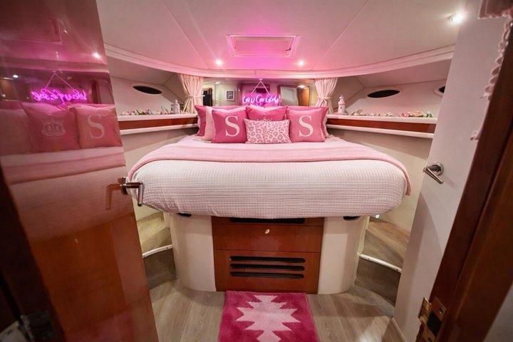豪華ヨットレンタル、ジェットスキー2台無料、マイアミのボートレンタル（最大13名まで）