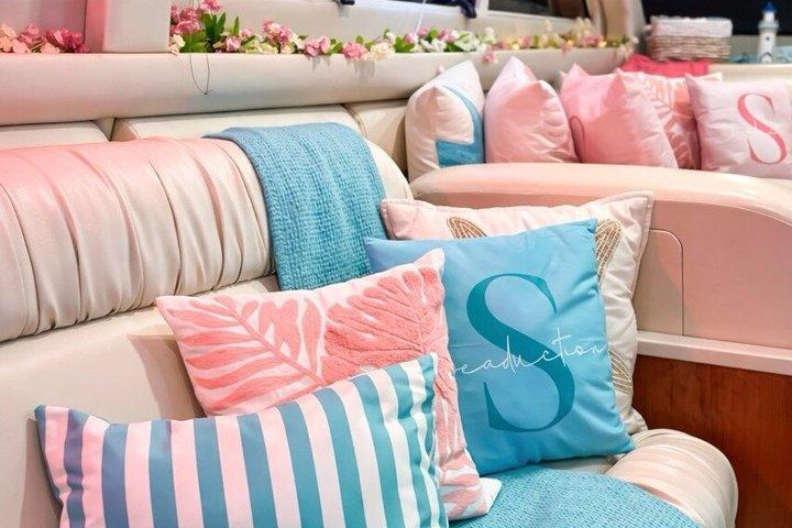 豪華ヨットレンタル、ジェットスキー2台無料、マイアミのボートレンタル（最大13名まで）