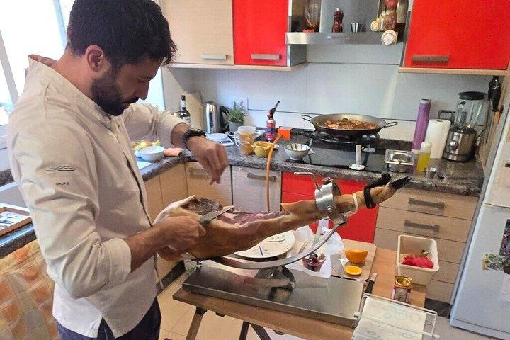 シェフ・ホセの自宅でのプライベート・バレンシアパエリア＆タパス料理教室