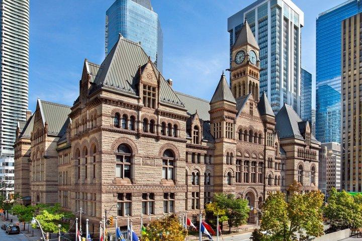 Toronto Churches Private Guided Walking Tour