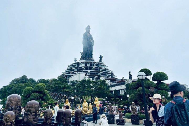 ホーチミン・ブラック・ヴァージン・マウンテン、カオダイ寺院、クチツアー